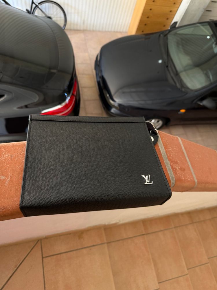 Louis Vuitton Louis Vuitton Black Pouch Bag product image