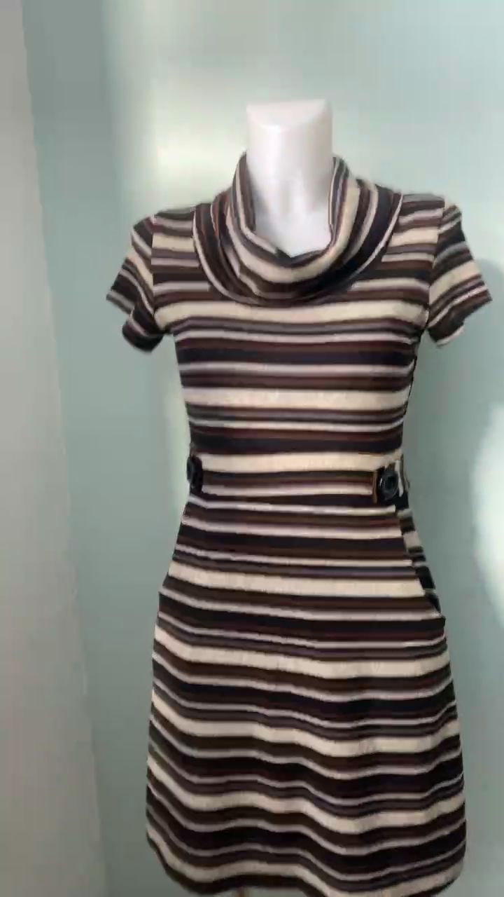 Dress image 1