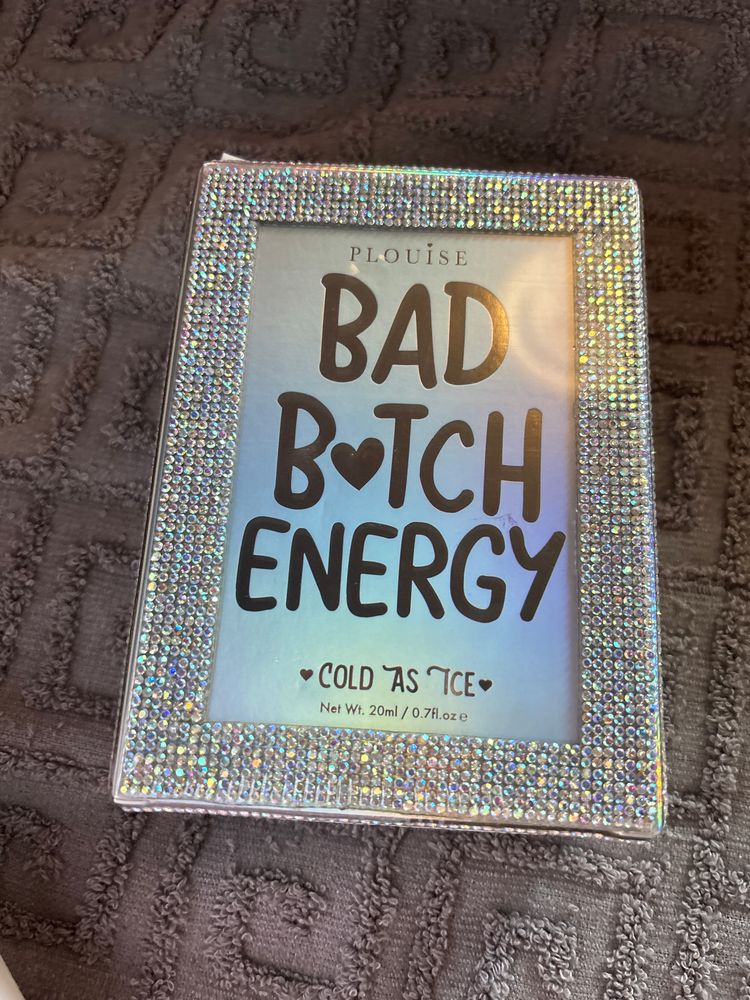 Plouise Bad Bitch Energy lip oil