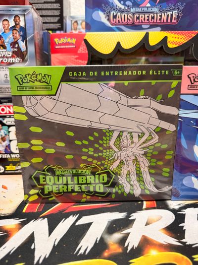 Pokémon Mega Evolution Equilibrio Perfecto Elite Trainer Box