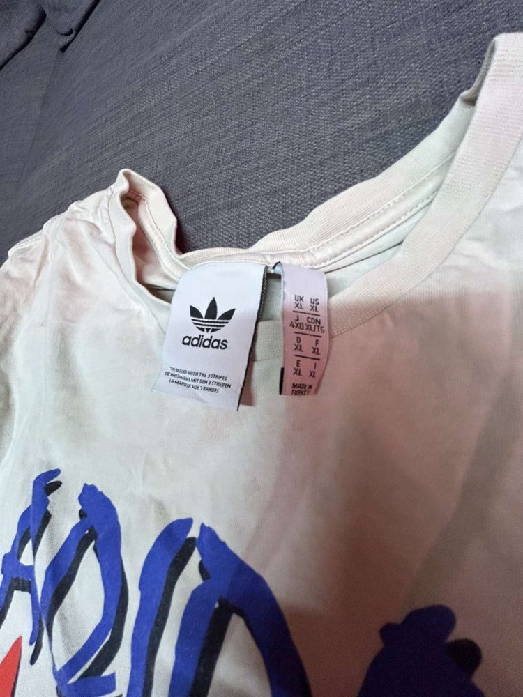 Adidas T-shirt  2