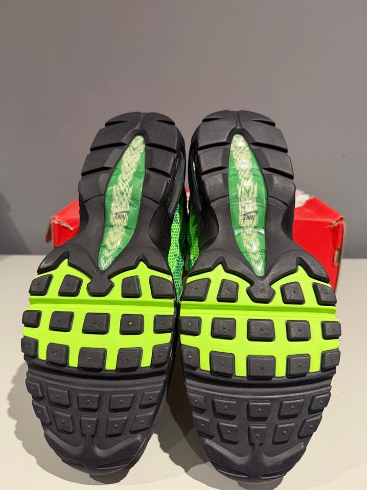 Immagine di Nike Air Max 95 Naija UK 8.5 (Replacement Box) 4