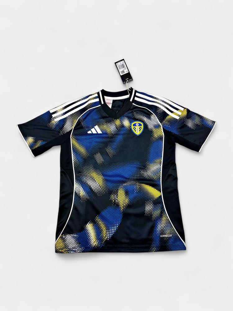 Leeds United 2025-26 Football Shirt (Various Sizes)