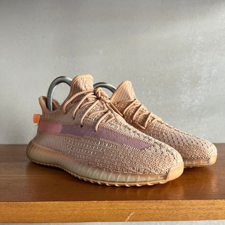 YEEZY BOOST 350 V2 | Mono Clay | Code: EG6872 |  UK 2 / US 2.5 image 6