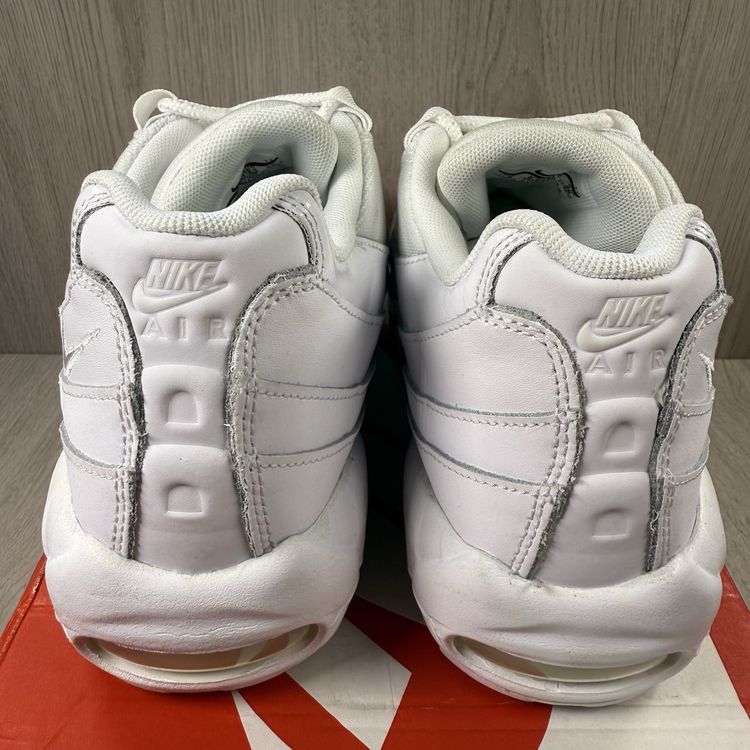 Nike Air Max 95 Size UK 6.5 Triple White Women's Trainers 307960-108 image 4