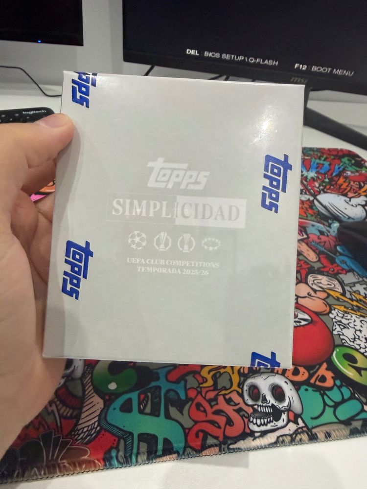 Topps Simplicidad Uefa Club Competitions 2022-23 image 1