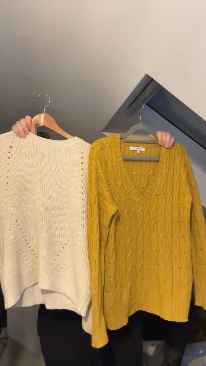 Other 2 jumpers Small product image