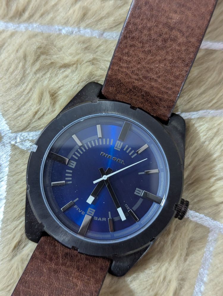 Diesel men's quartz watch, blue dial brown leather strap