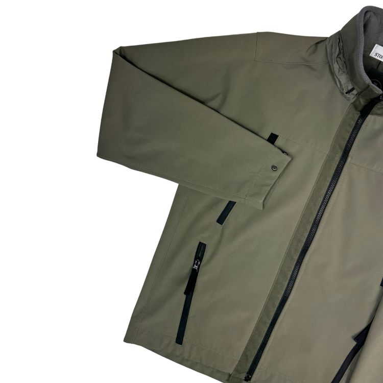 Chaqueta Stone Island Soft Shell-R Caqui - talla L image 2