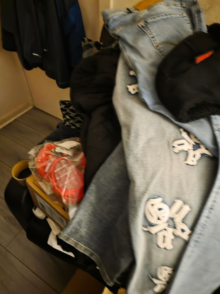 Denim Jacket With White Embroidered Patterns image 1