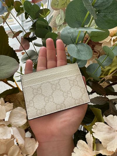 Gucci ‘White GG’ Cardholder NO BOX *Authentic*