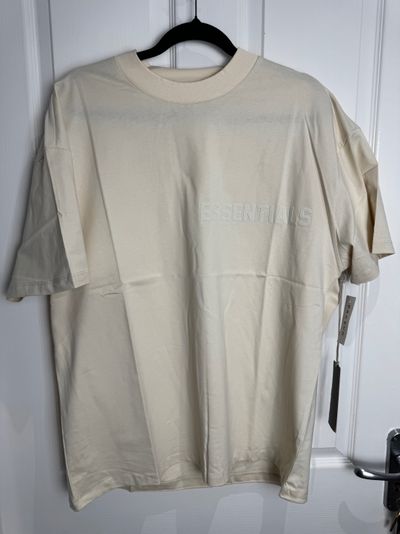 FOG Essentials T-Shirt - Egg Shell
