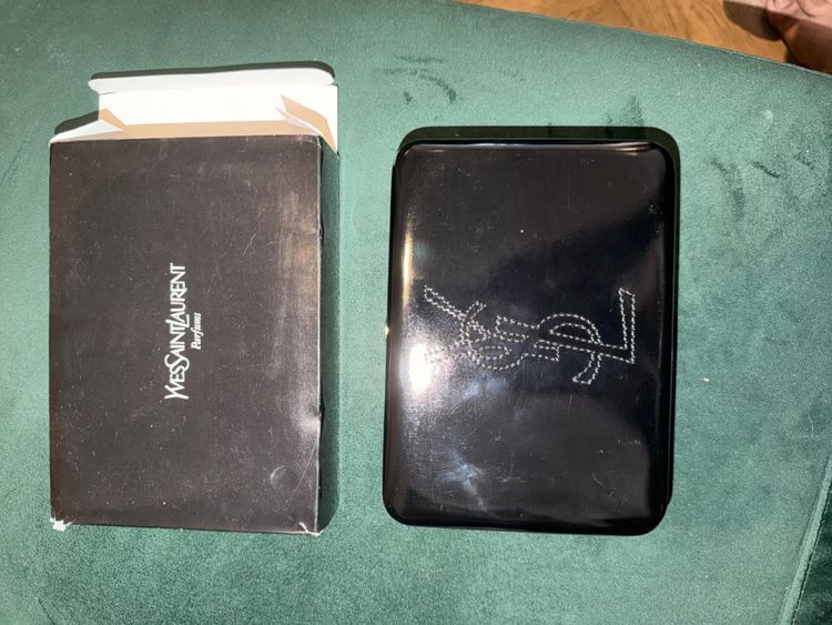 Yves Saint Laurent Black Clutch Bag imagen 1