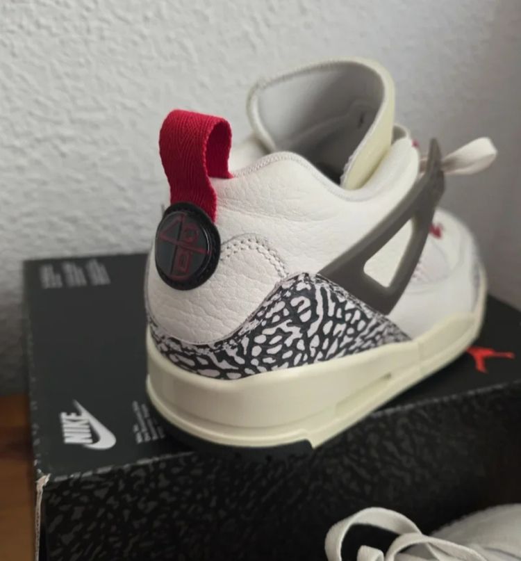 Jordan Spizike Low Sneakers image 1