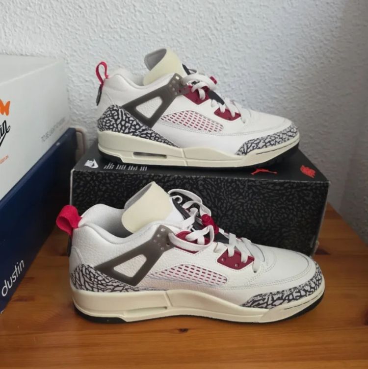 Jordan Spizike Low Sneakers image 5