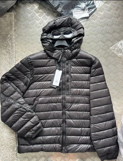 Black Padded Jacket With Hood And Goggles