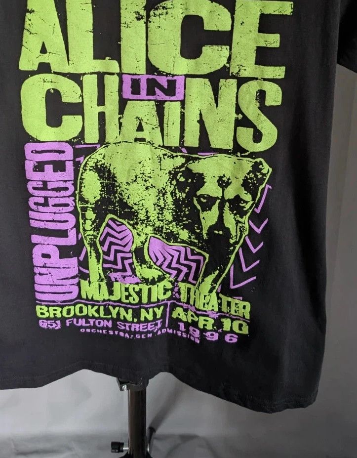 Alice In Chains Unplugged Grunge Band Graphic T Shirt Small Black image 8