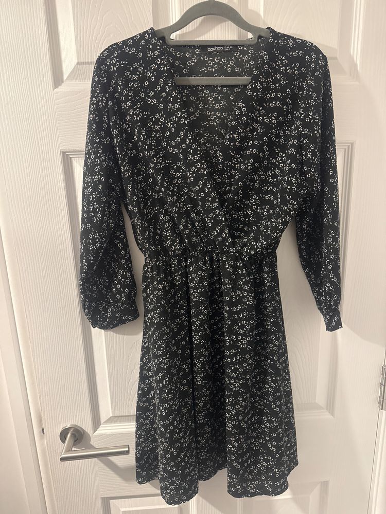 Boohoo Black Floral Dress