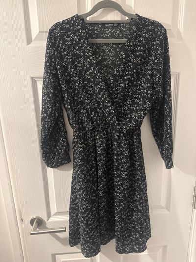Boohoo Black Floral Dress