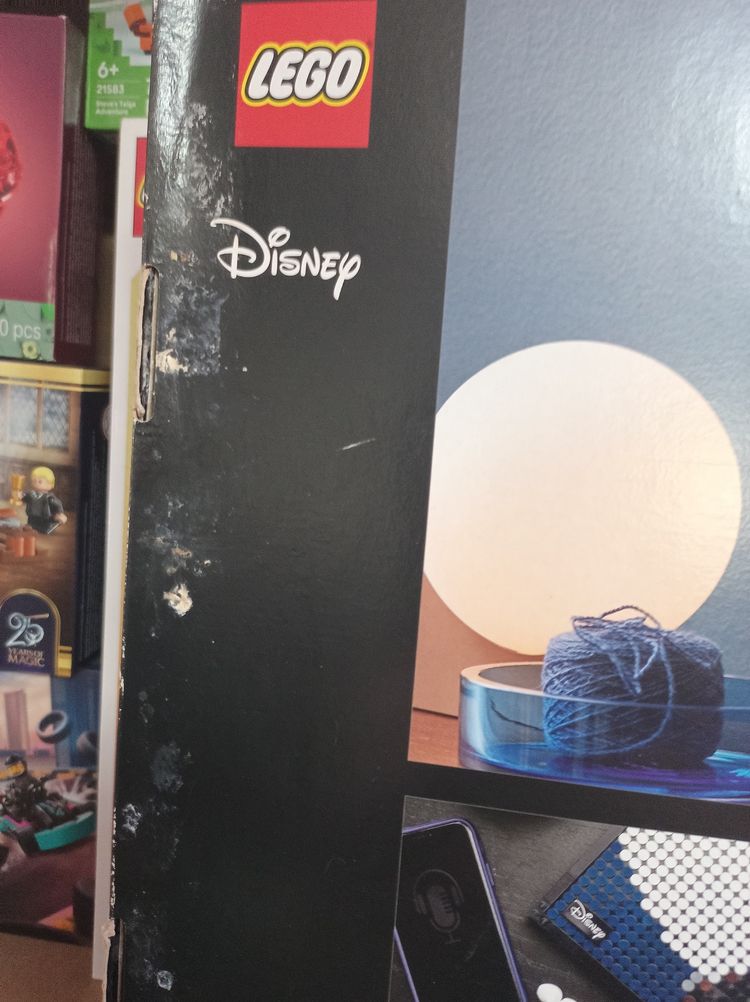 Retired set - Lego Disney Mickey Mouse Picture Set 31202 - box damage  imagen 3