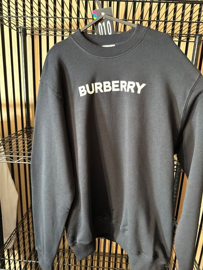 U43 Burberry Black Sweatshirt Brand New