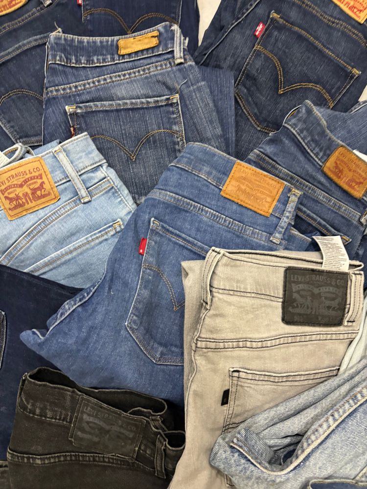 Other Lotto Singolo Live - Levi's, Polo & More". product image