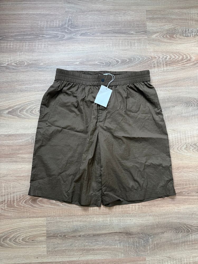 Brown COS Nylon-Ripstop Parachute Shorts (XL)