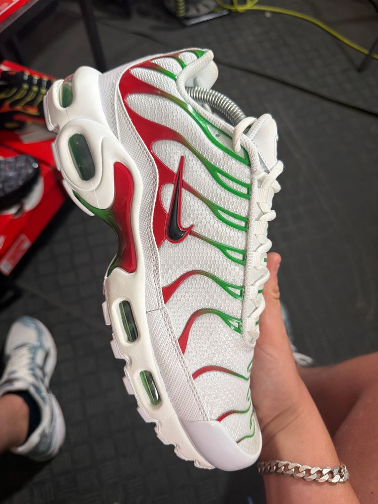 A-29000 -()- Nike Tn Italy RRP£175 