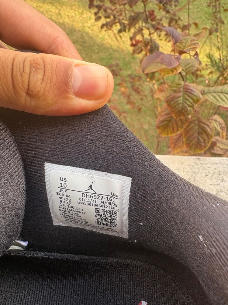 Jordan 4 red cement image 9