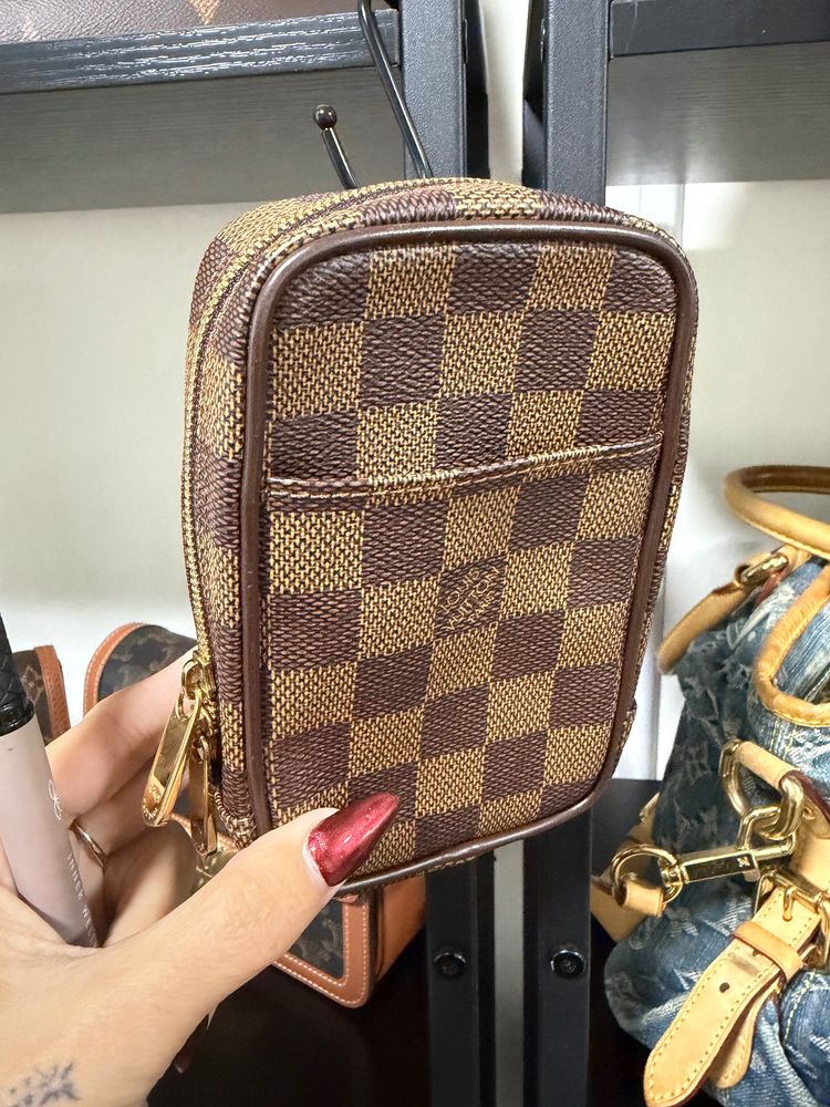 LV DAMIER CROSBODY  obraz 1