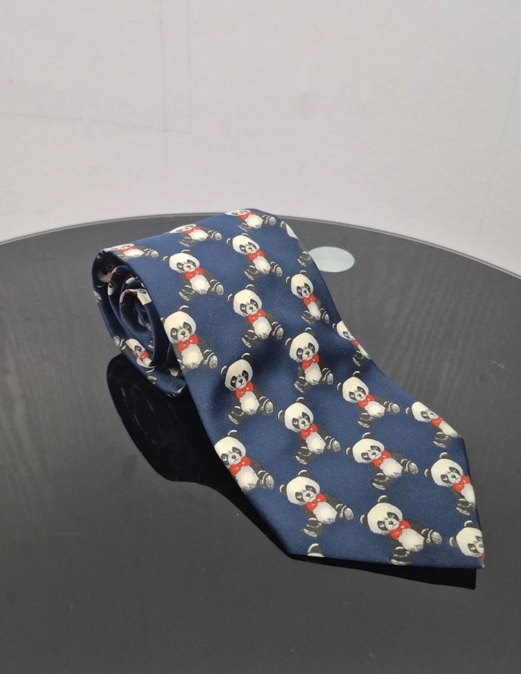 Vintage Tie Rack Havana Panda Bear Navy Blue Novelty Tie 3.5” Width