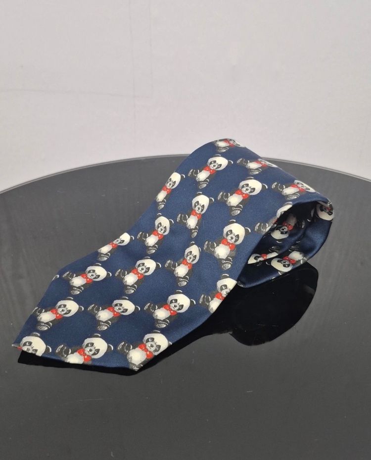 Vintage Tie Rack Havana Panda Bear Navy Blue Novelty Tie 3.5” Width image 3