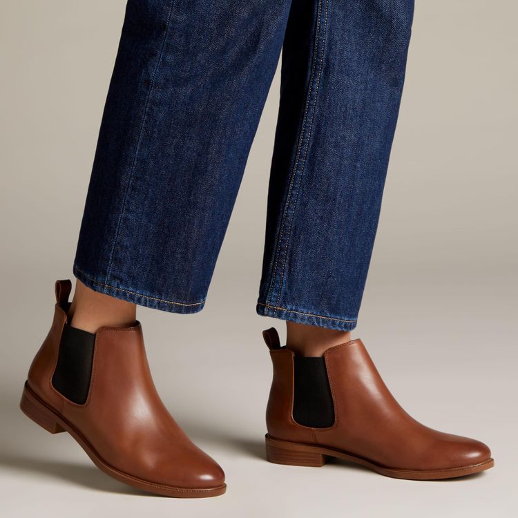 Clarks Taylor Shine Boots image 4