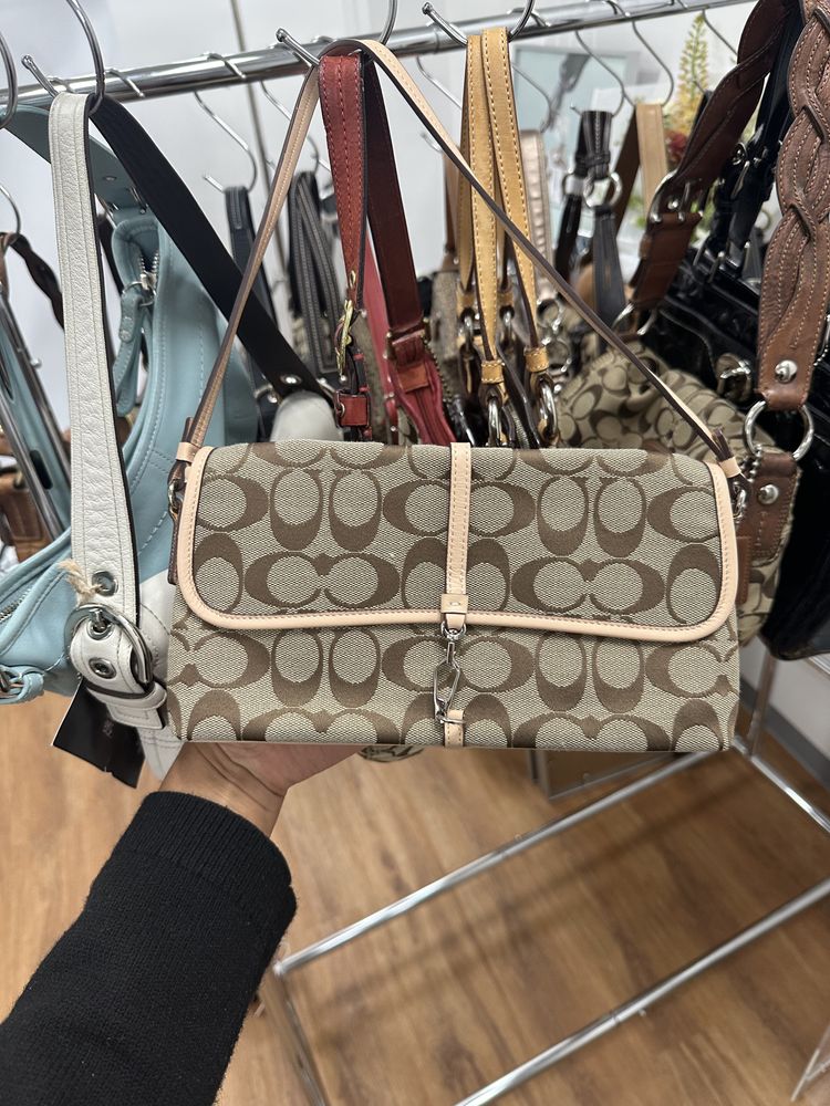 Coach Coach Signature Canvas Shoulder Bag product image