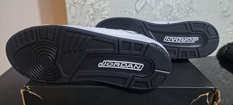 Jordan Courtside 23 UK 13 EUR 48.5 White Black Brand New Full Box image 5