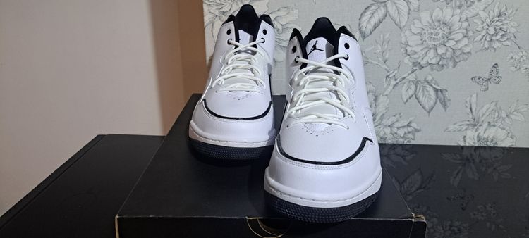 Jordan Courtside 23 UK 13 EUR 48.5 White Black Brand New Full Box image 2