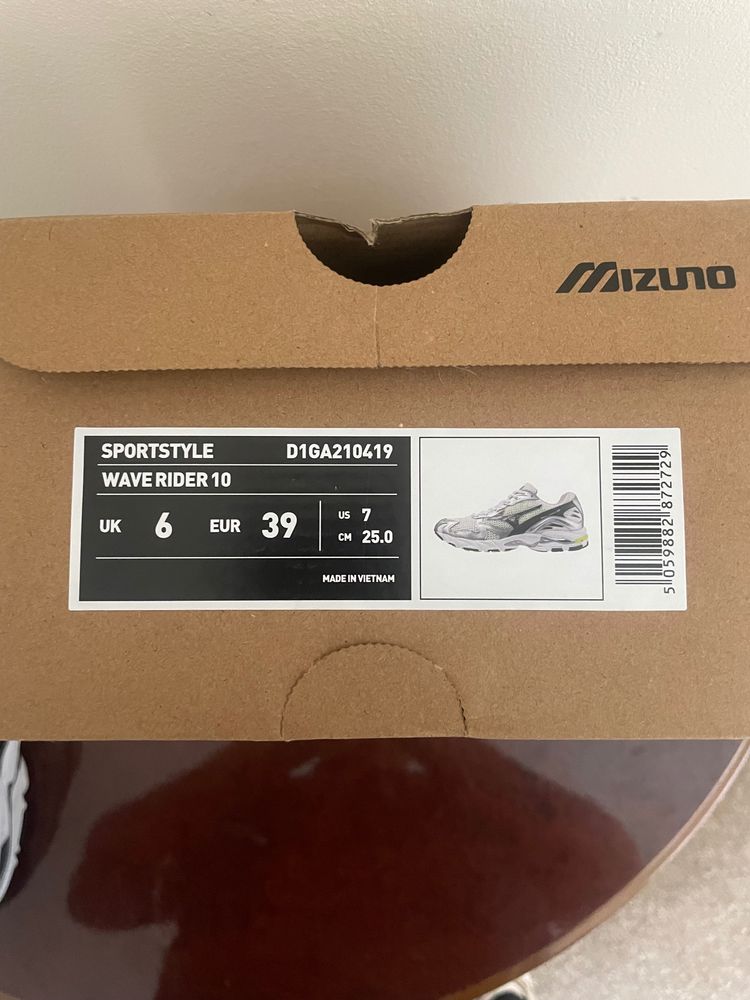 Mizuno Wave Rider 10 Running Shoes image 5
