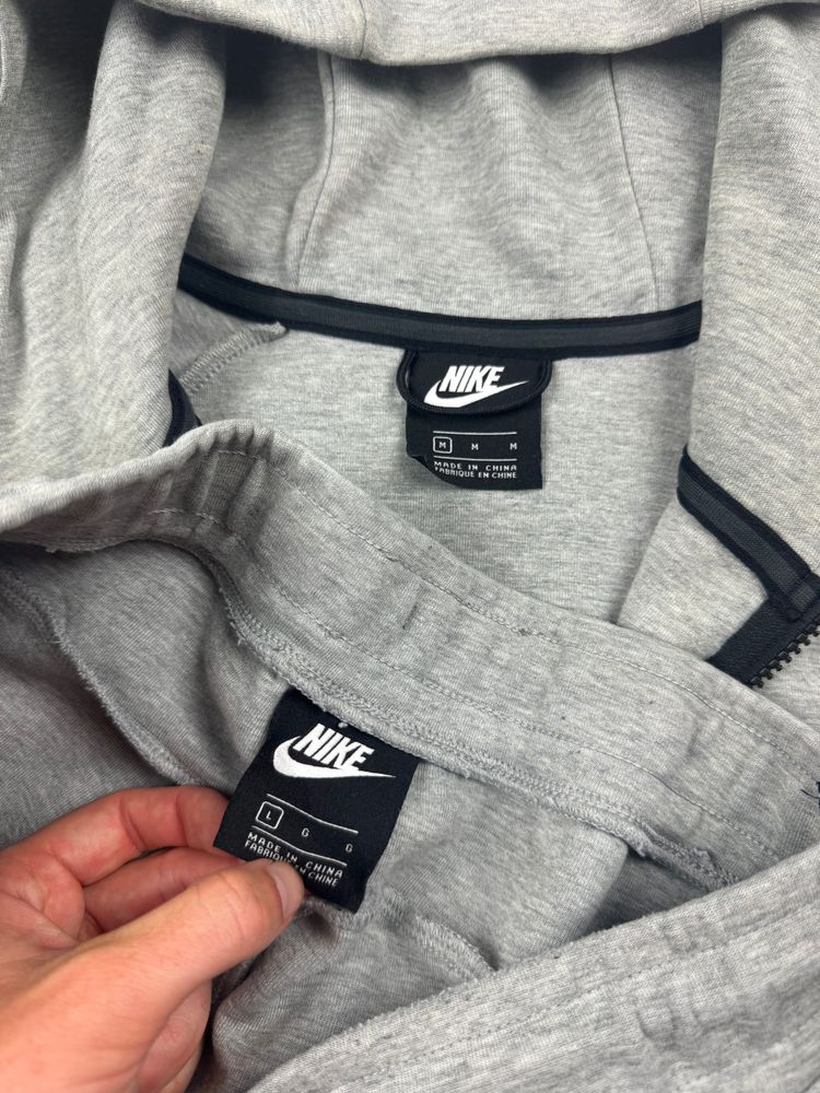 Nike Tech Fleece Grey Hoodie and Joggers Set 5