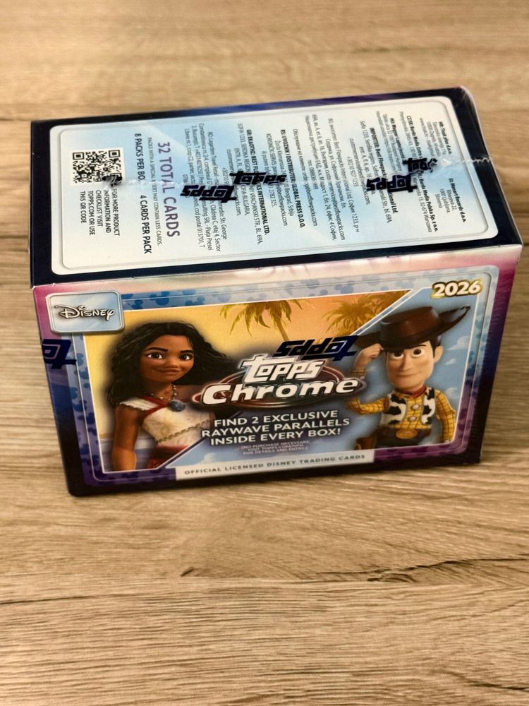 Immagine di Topps Chrome Disney 2026 Trading Cards Box 3