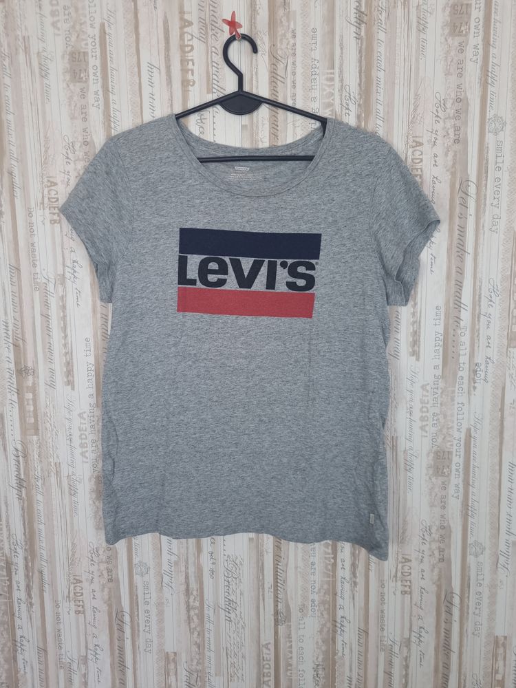 Levi'S Grey T-Shirt