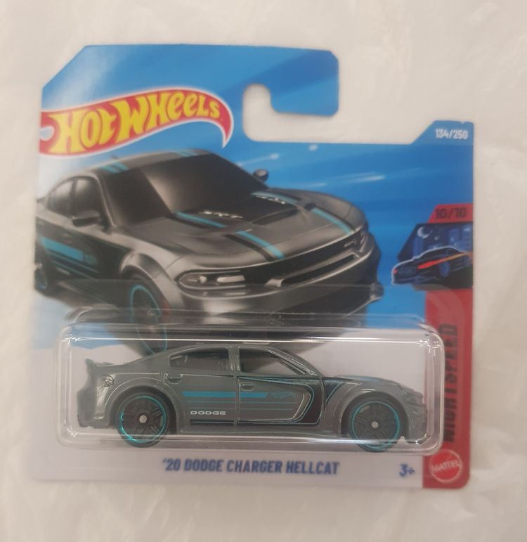 Hot Wheels Hot Wheels '20 Dodge Charger Hellcat Die-Cast Car product image