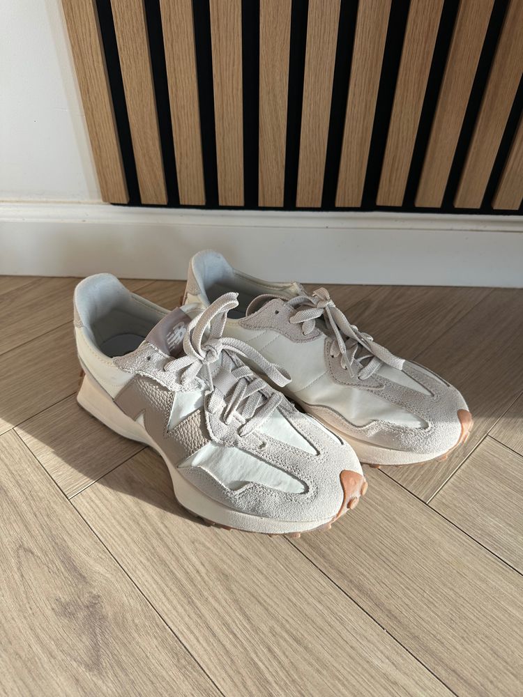 New Balance 327  5