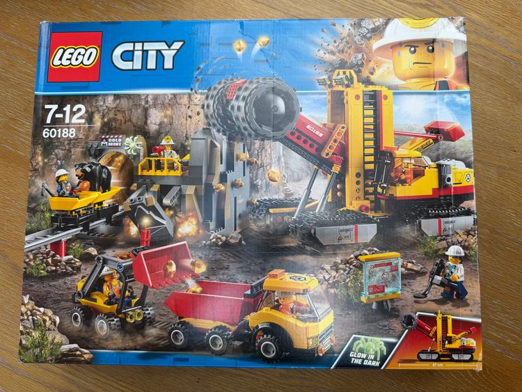 Lego City Mining Experts Site RARE RETIRED PRODUCT