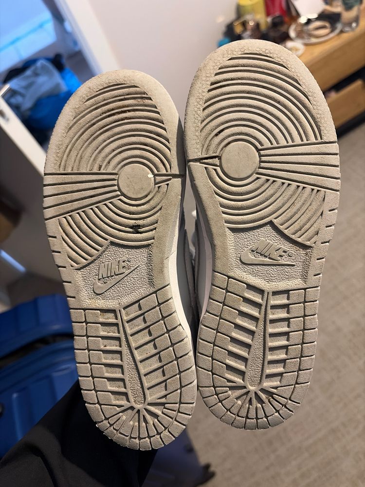 Nike Low-Top Sneakers 5