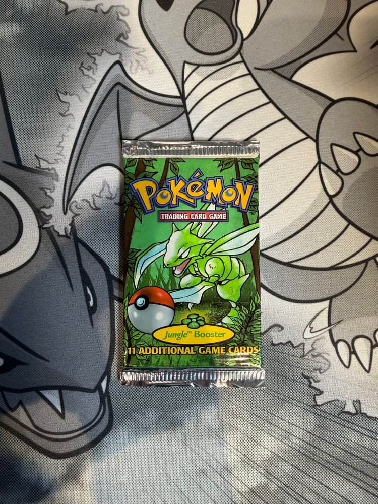 Pokémon Trading Card Game Jungle Booster Pack
