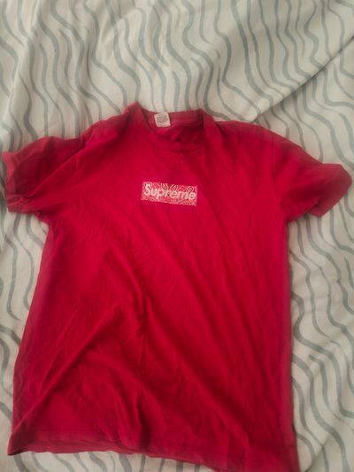 Supreme Red T-Shirt large