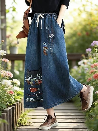 Denim Skirt With Cat And Fish Embroidery image 3