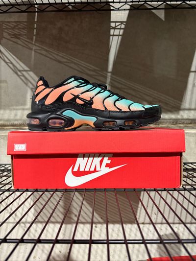 SP3 NIke AM Plus South Beach Brand New In Box