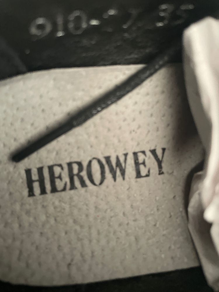 Immagine di Herowey Black Lace-Up Shoes 3