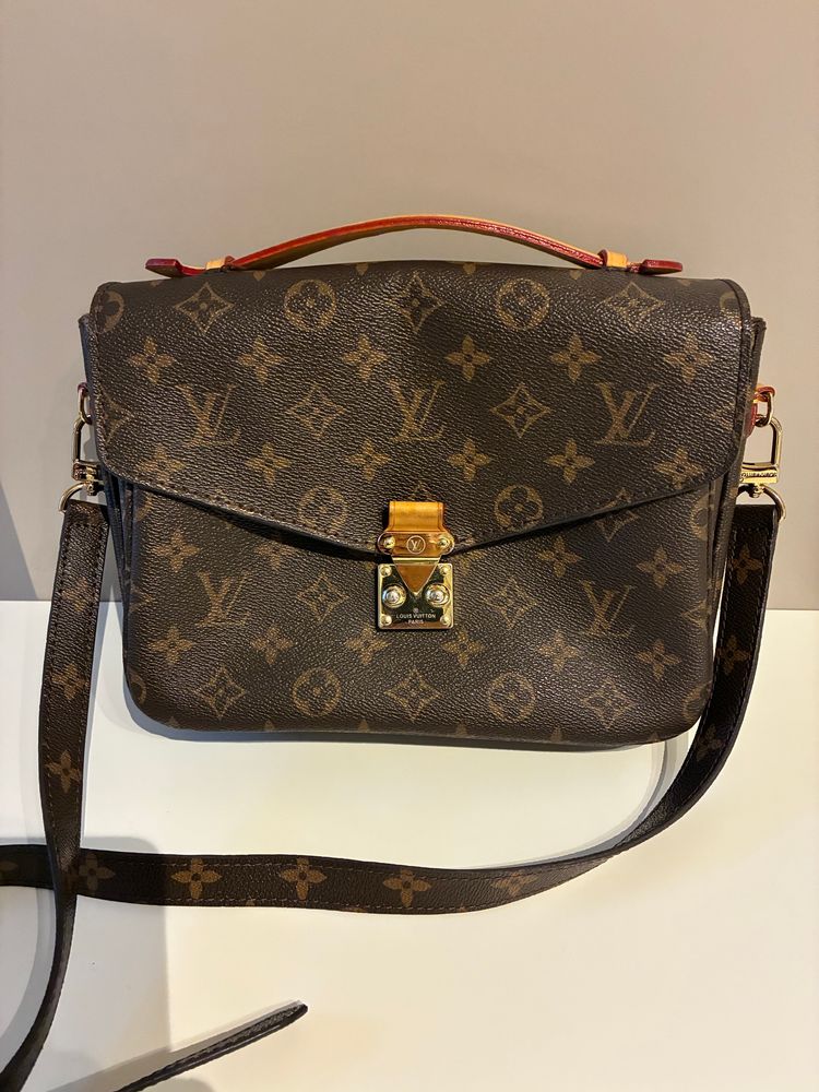 Louis Vuitton Louis Vuitton Monogram Shoulder Bag product image